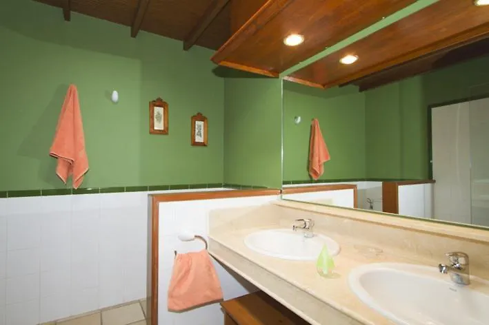 Charming Lanzarote Villa Casa Tingu 3 Bedrooms Heated Private Pool Centre Of Resort Puerto Del Carmen 0*, Puerto del Carmen (Lanzarote) Spanien