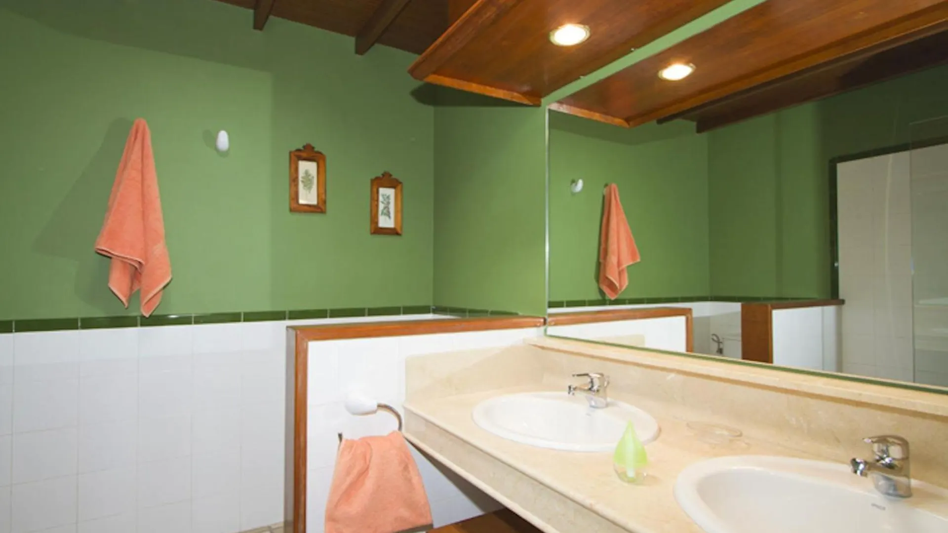 Charming Lanzarote Villa Casa Tingu 3 Bedrooms Heated Private Pool Centre Of Resort Puerto Del Carmen